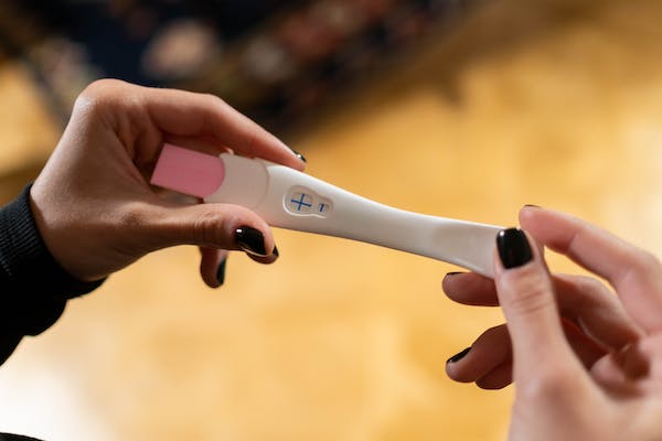 těhotenský test 